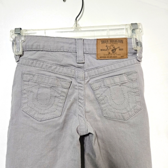 True Religion Children's shorts Size 5 - Picture 11 of 14